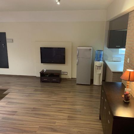 Kika Court 2 Apartment Paralimni Luaran gambar